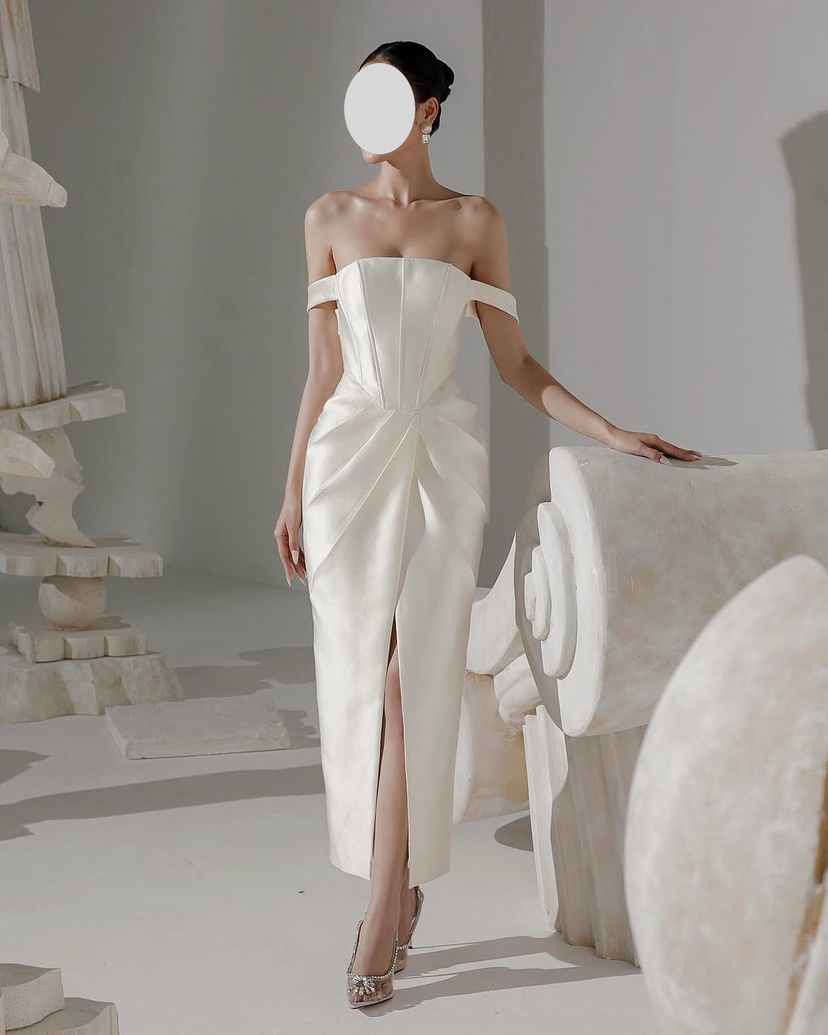 Elegant Satin Evening Gown Split - QRカスタムメイド シースオフショルダー フラワー スプリットガウン サウジシャロン ラグジュアリー