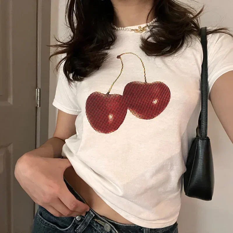 美的な夏のベビーTシャツ、ストリートウェア、ゴス、原宿、レタ - Y2K Graphic Baby Tee Crop のレビューと価格