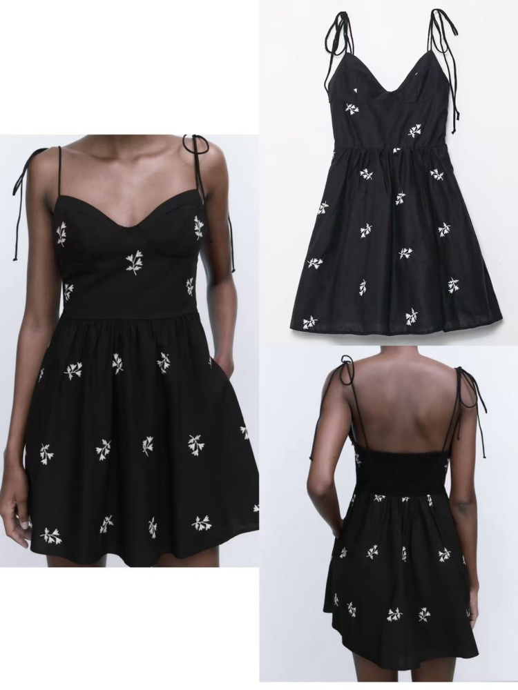 女性用ブラックドレス、タフタ、花柄刺繍、ショートフェアリード - French Vintage Floral Midi Dress のレビューと価格