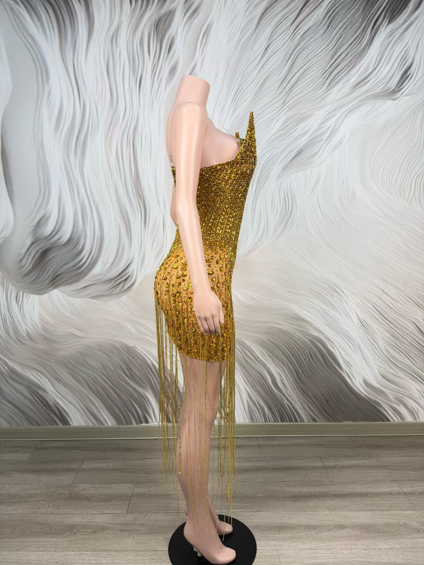誕生日パーティー、豪華なゴールドのカクテルドレス、きらめくラ - Sparkly Rhinestone Club Party Dress のレビューと価格